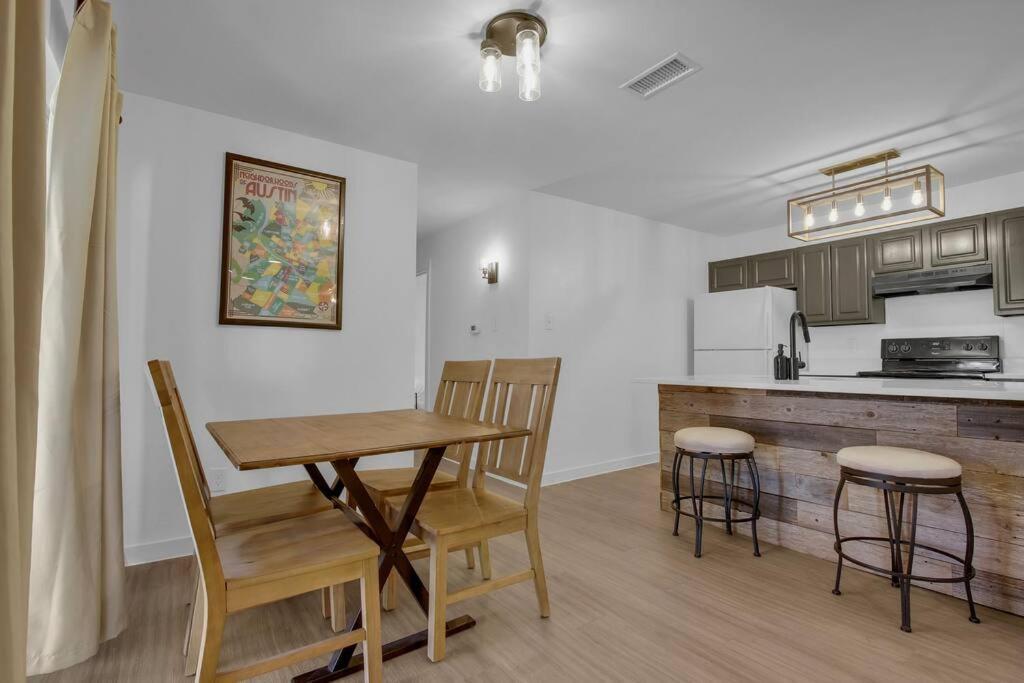Condo Near Downtown Austin! Esterno foto