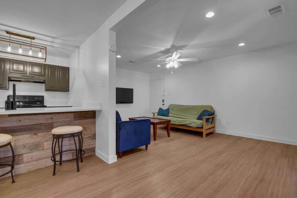 Condo Near Downtown Austin! Esterno foto